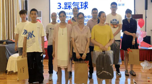 荫蒂被男人添A片视频