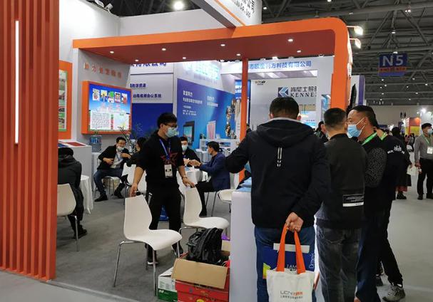 荫蒂被男人添A片视频