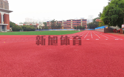 跑道雨后如何施工