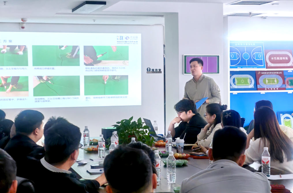 荫蒂被男人添A片视频