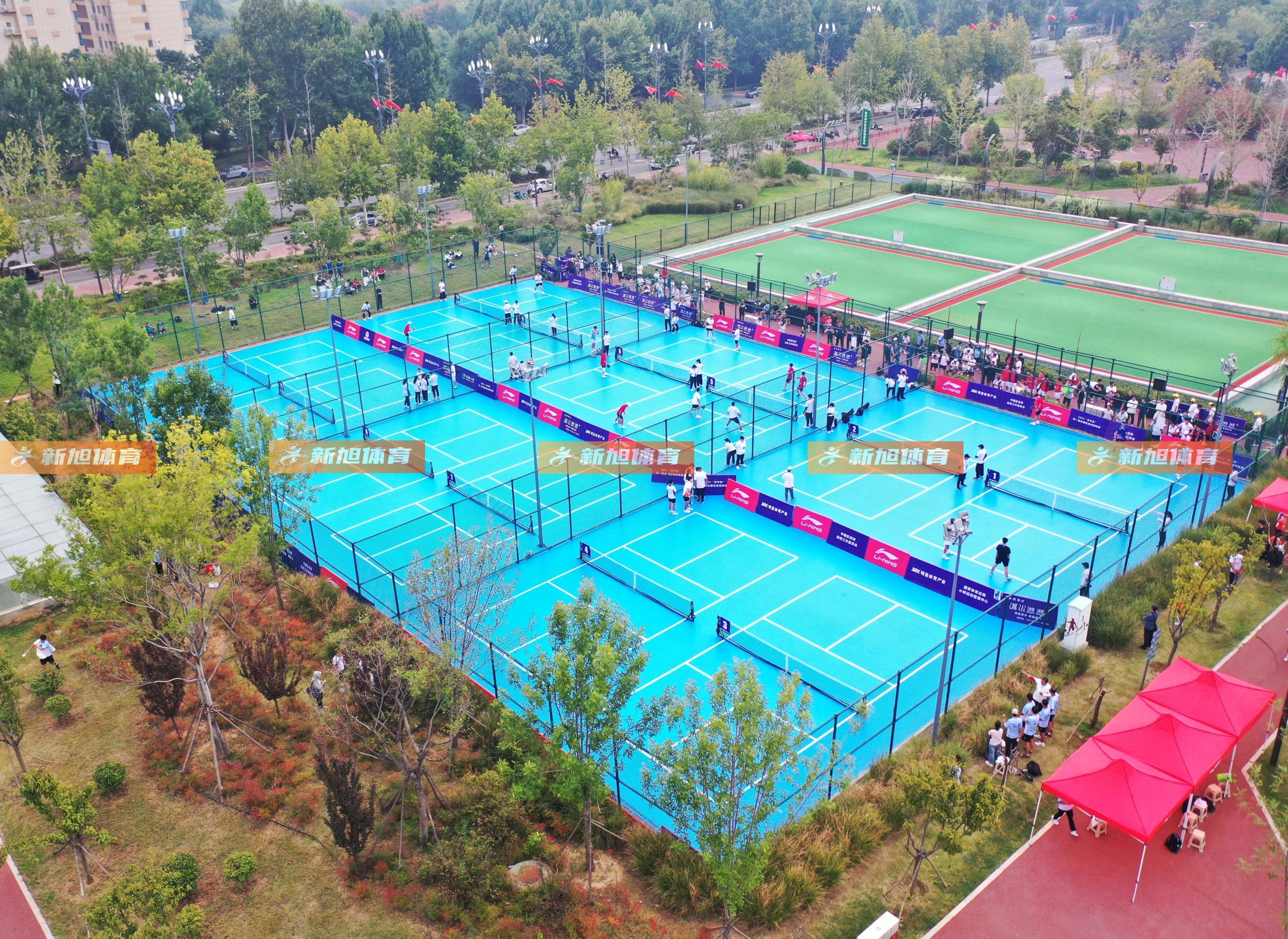 新旭体育河南本土鹤壁体育中心室外硅pu匹克球场案例